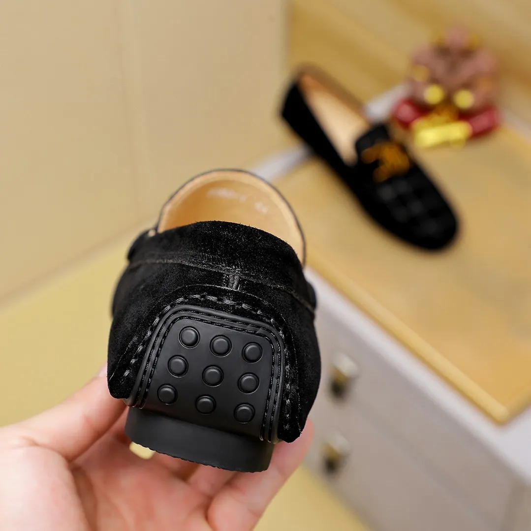 Men's shoes💰360💰🕷🕷️【 GUCCI 】Gucci's best-selling trendy men's casual slip-on shoes🇨🇳Official website original 1:1 mold opening💯Original quality, fine workmanship☘Fashionable and versatile, perfect last shape, comfortable on the feet🍓Trendy men's recommended model, imported cowhide on the top layer🎋High-quality pigskin lining, rubber wear-resistant and non-slip outsole, high-end atmosphere, worth owning🍉Optional 38-45
